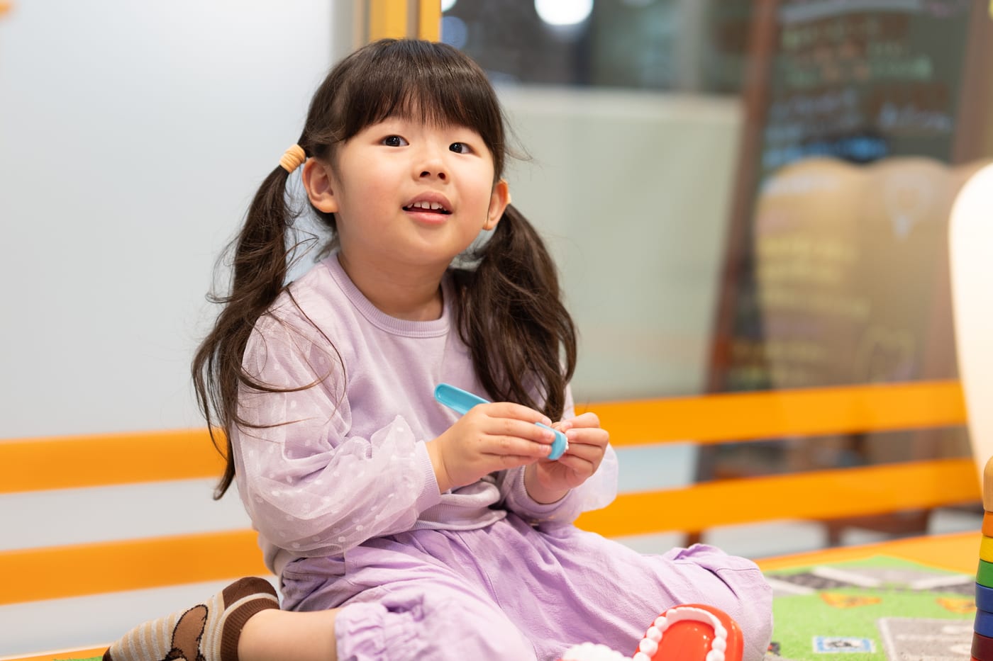 キッズスペースで遊ぶお子様
